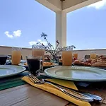 Kristallia - Surf Holiday home